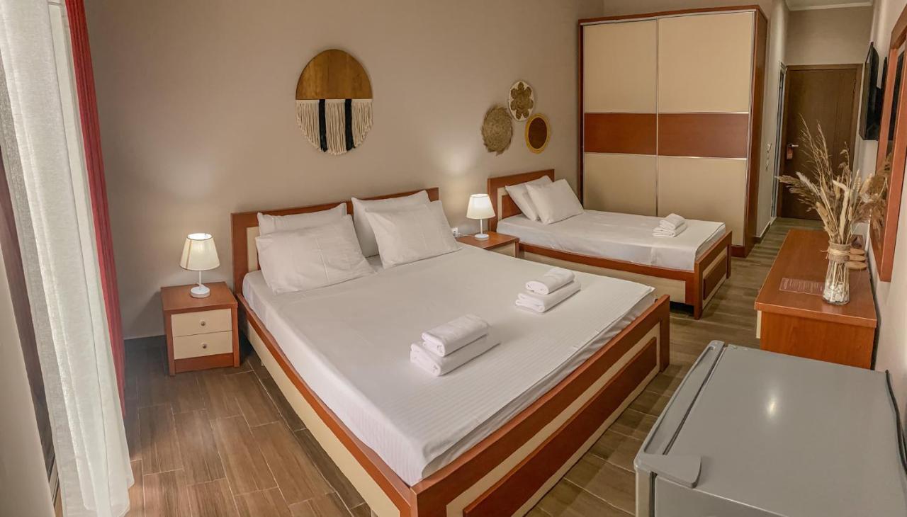 Aljur Hotel Himare Exterior foto