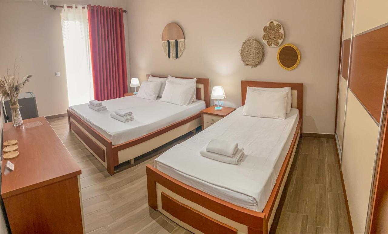 Aljur Hotel Himare Exterior foto