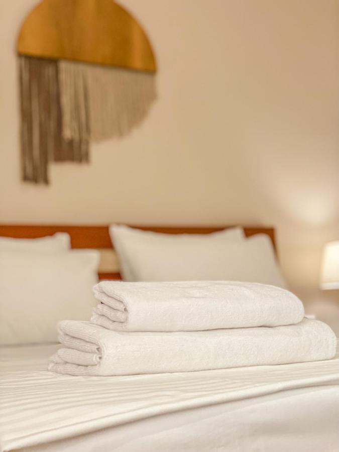 Aljur Hotel Himare Exterior foto